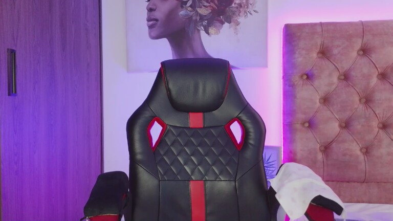 Yaya_Lm's Streamate show and profile