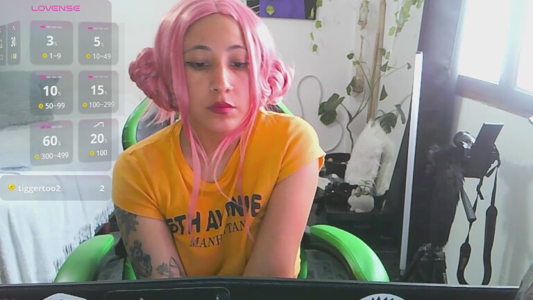 Yourownerserenaof's Streamate show and profile