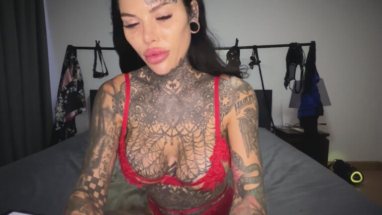 DARKINKEDBABE's Streamate show and profile