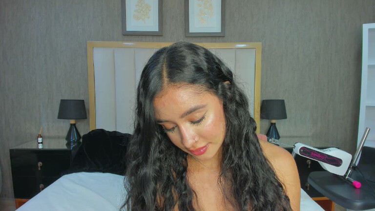 LizyMilleren's Streamate show and profile