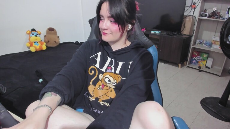 Red_Pandemonium's Streamate show and profile