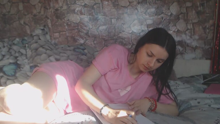 SELYINA's Streamate show and profile