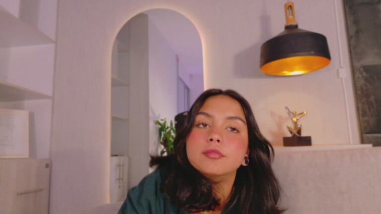 Shehell's Streamate show and profile