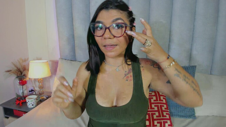 LunnaNoir's Streamate show and profile