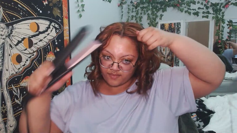 HolleyNicholes's Streamate show and profile