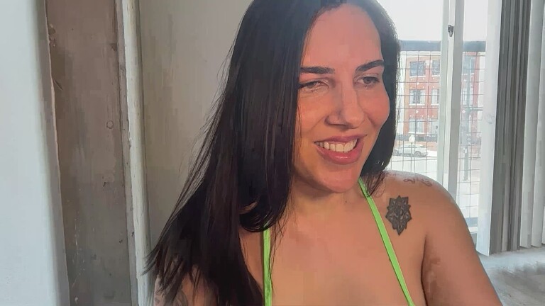 LolaDeLux's Streamate show and profile