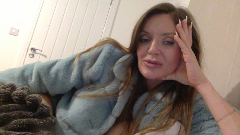 Dolly_Rose_UK's Streamate show and profile