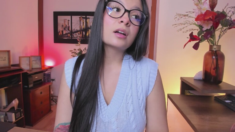 DanielaaMartinez's Streamate show and profile