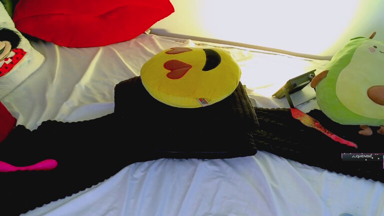 piaf_cute's Streamate show and profile