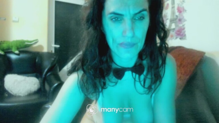 JulyaBesitos's Streamate show and profile