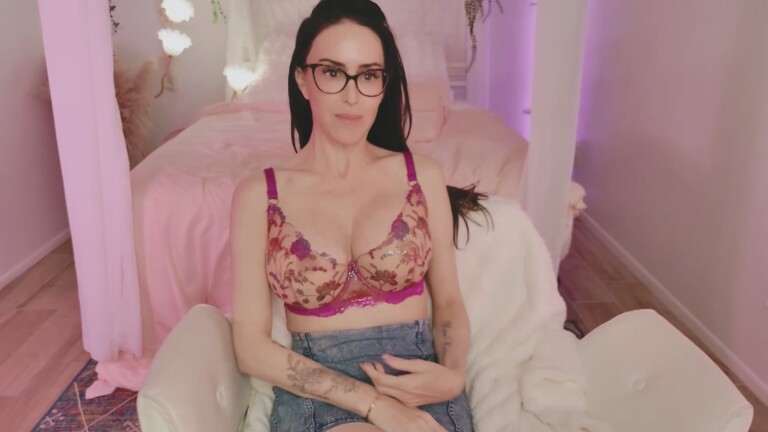 CorporateCutie's Streamate show and profile