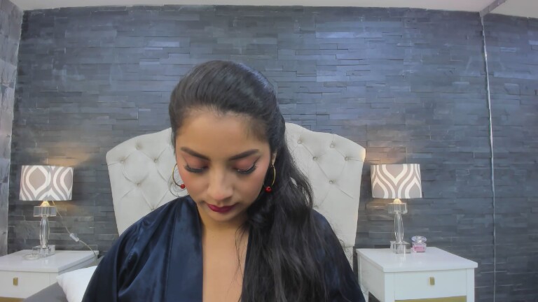 AntonellaHopson's Streamate show and profile