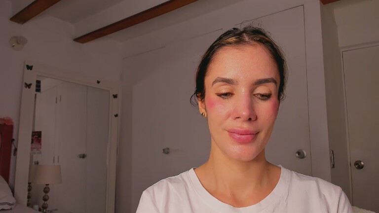 Ana_Saenz's Streamate show and profile