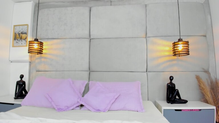 CharlotteBakers's Streamate show and profile