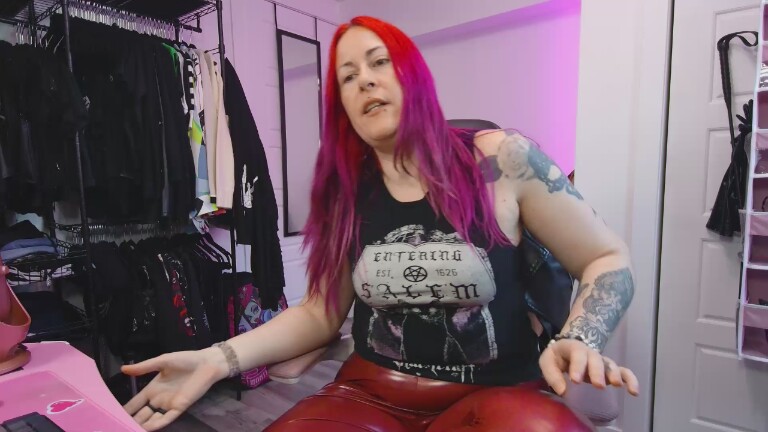 missgennyrock's Streamate show and profile