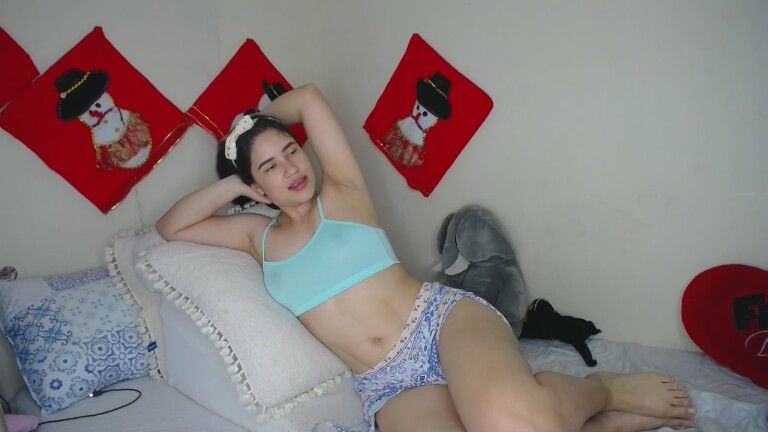 AmyRoux21's Streamate show and profile