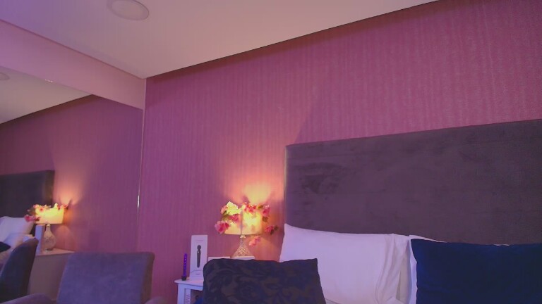 TinaClaytoon's Streamate show and profile