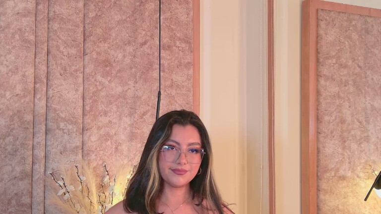 IsaRose's Streamate show and profile