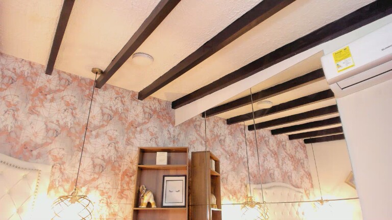 SaharaLyn's Streamate show and profile