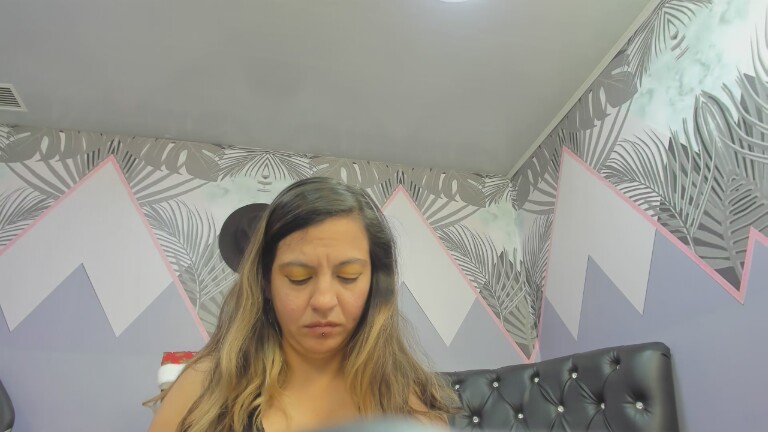 ArianaSommers's Streamate show and profile