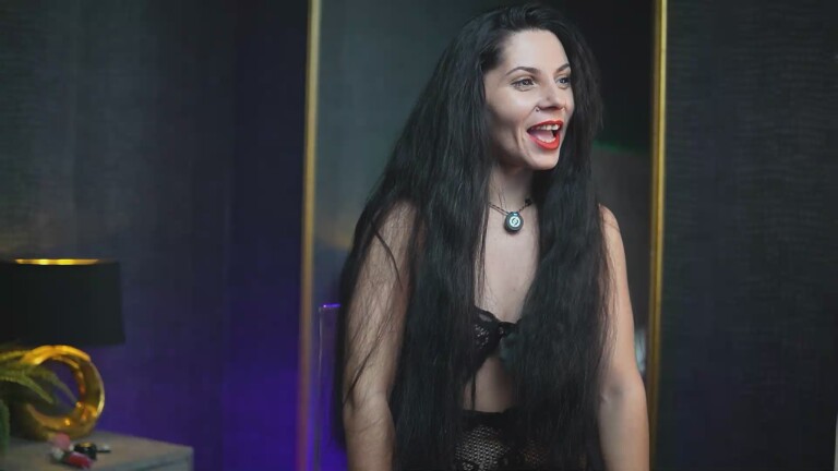 GiaEasyIce's Streamate show and profile