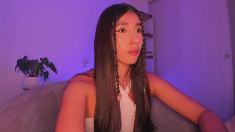 MadisonDavis18's Streamate show and profile