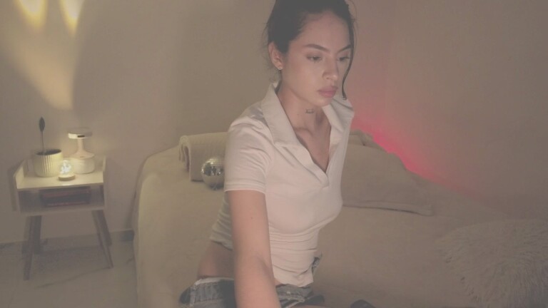 Kali71's Streamate show and profile