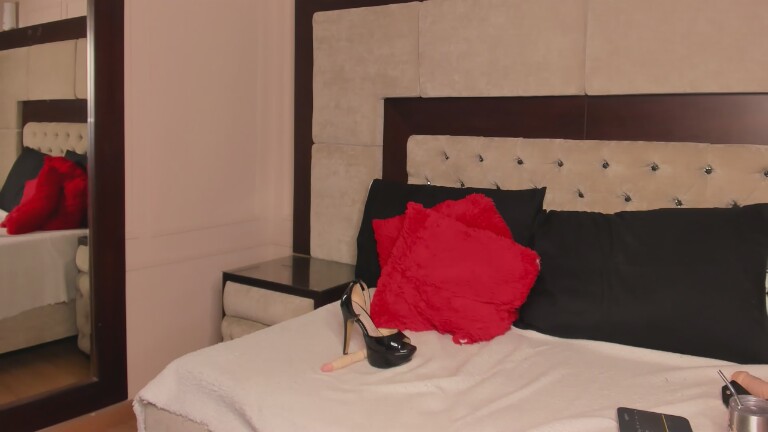 RubbyRizzo's Streamate show and profile