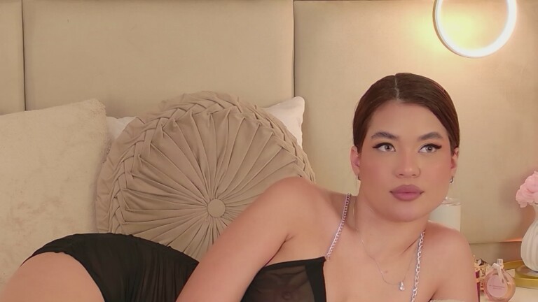 GiaRosset's Streamate show and profile