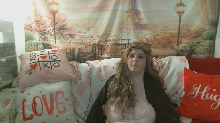 lovehollyann's Streamate show and profile