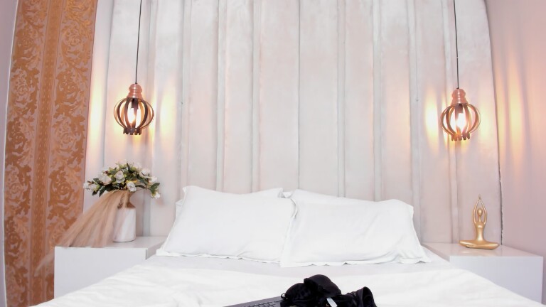 JulietaFontana's Streamate show and profile