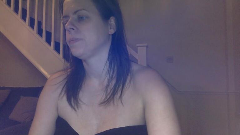 ElizabethArden42's Streamate show and profile