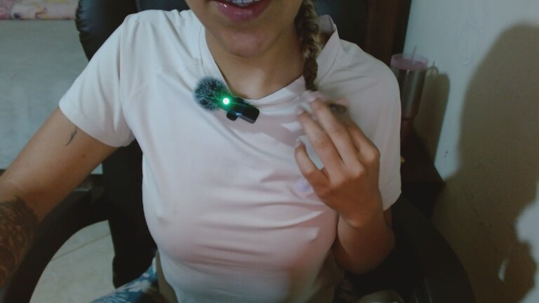 Lolaa888's Streamate show and profile