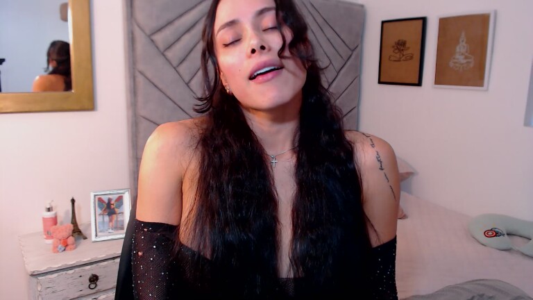 Abbiehernandez's Streamate show and profile
