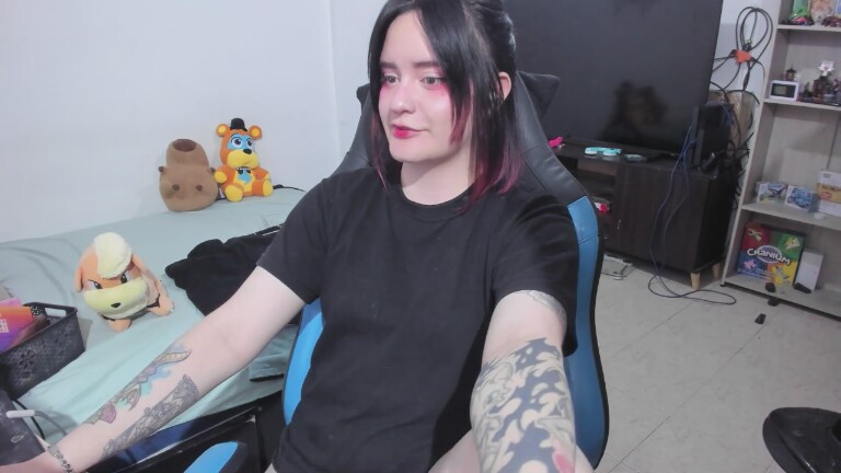 Red_Pandemonium's Streamate show and profile