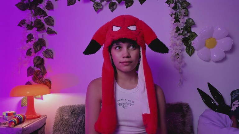 Fernanda_indie's Streamate show and profile