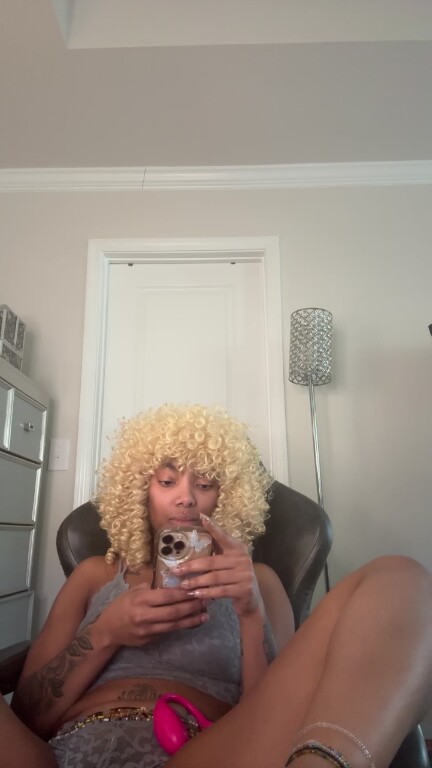 Beautifulbutterflyy's Streamate show and profile