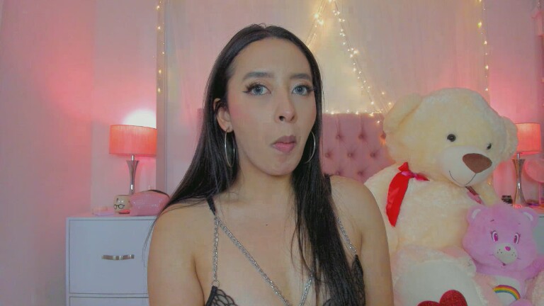 AlexandraWinterr's Streamate show and profile