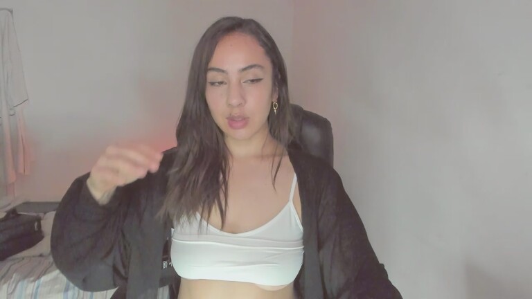 LeBelleDani's Streamate show and profile