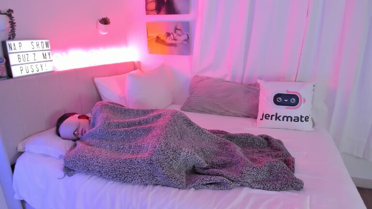 QueenChloeXO's Streamate show and profile