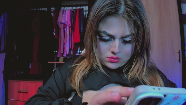 KhloePayton's Streamate show and profile