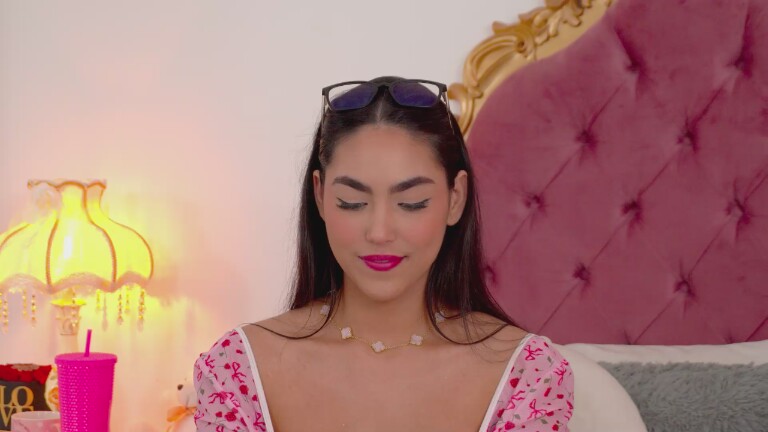 NinnaCrawford's Streamate show and profile