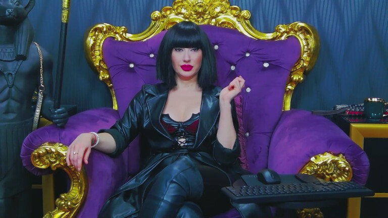 LaraMaeve's Streamate show and profile