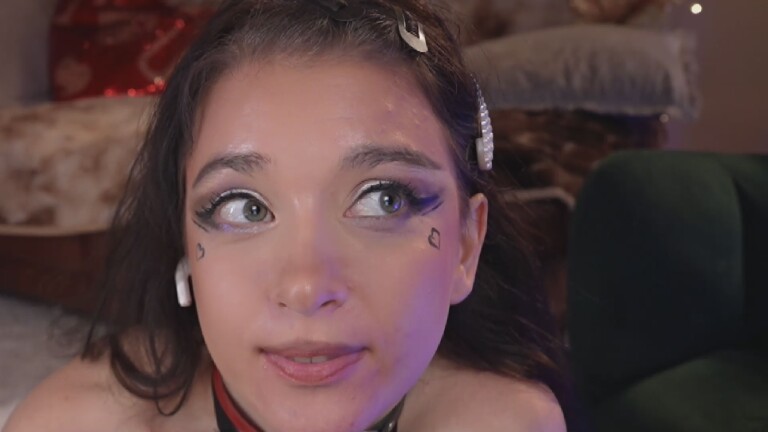 SandyLovely's Streamate show and profile