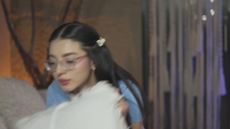 Miawiithe's Streamate show and profile