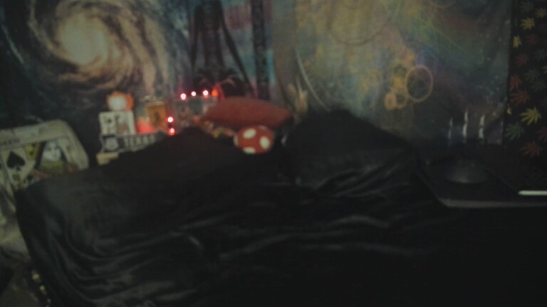 Ladyluvxo's Streamate show and profile