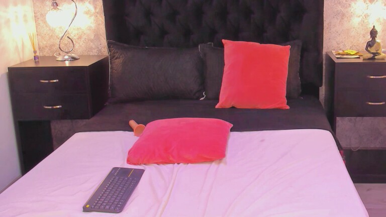 Dahiana_Ross's Streamate show and profile