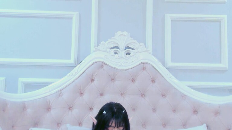 Alisha_Kitty's Streamate show and profile