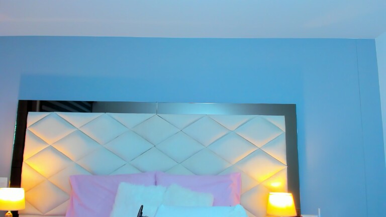 Nicolee_Reed's Streamate show and profile