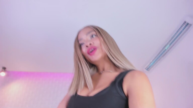 Anna_Jenssen's Streamate show and profile